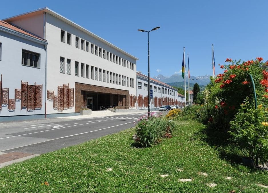 Marché Paul Éluard